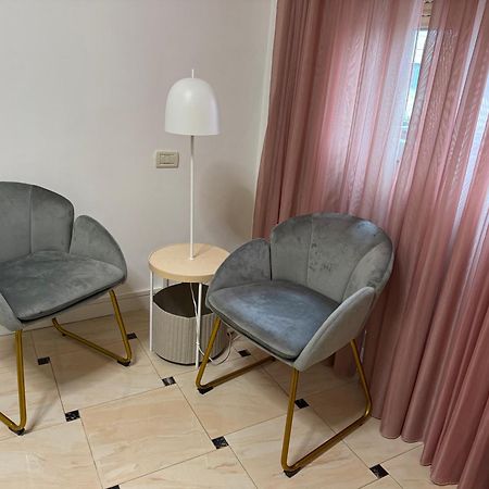 Riva Dei Fiori Apartamento Viareggio Exterior foto